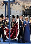 Museum Cards Postcard | Koning Willem-Alexander en koningin Maxima, Paleis het Loo Museum Cards Postcard | Koning Willem-Alexander en koningin Maxima, Paleis het Loo