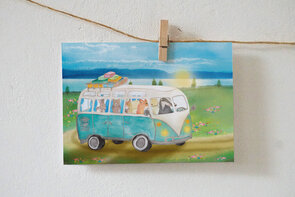 Postcard Lotte Drouen | De wielen van de bus