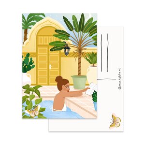 A6 Postcard by Muchable - zomer vrouw in zwembad