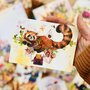 Postcard Romyillustrations - Rode panda op de posttak